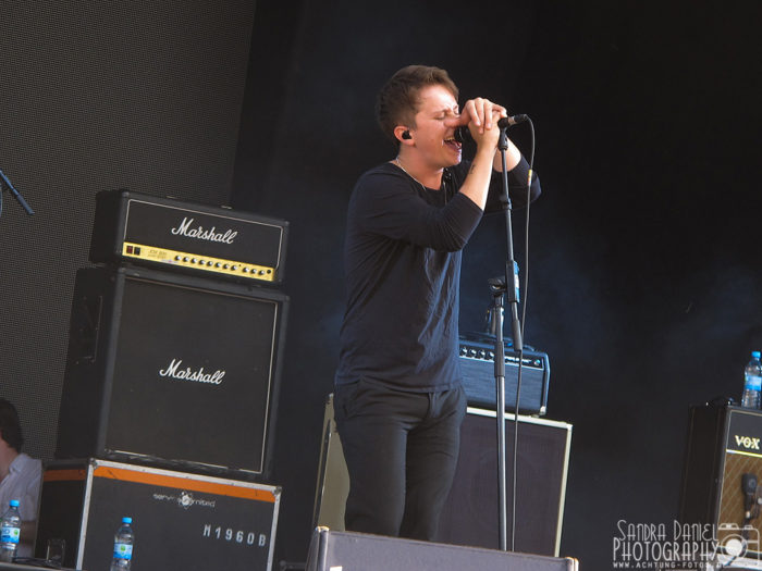 Nothing But Thieves