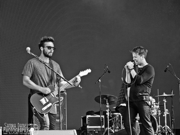 Nothing But Thieves